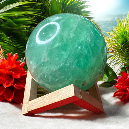 Green Fluorite Sphere 2,539g - REIKI LUNAS, CRAFTS & ARTISAN